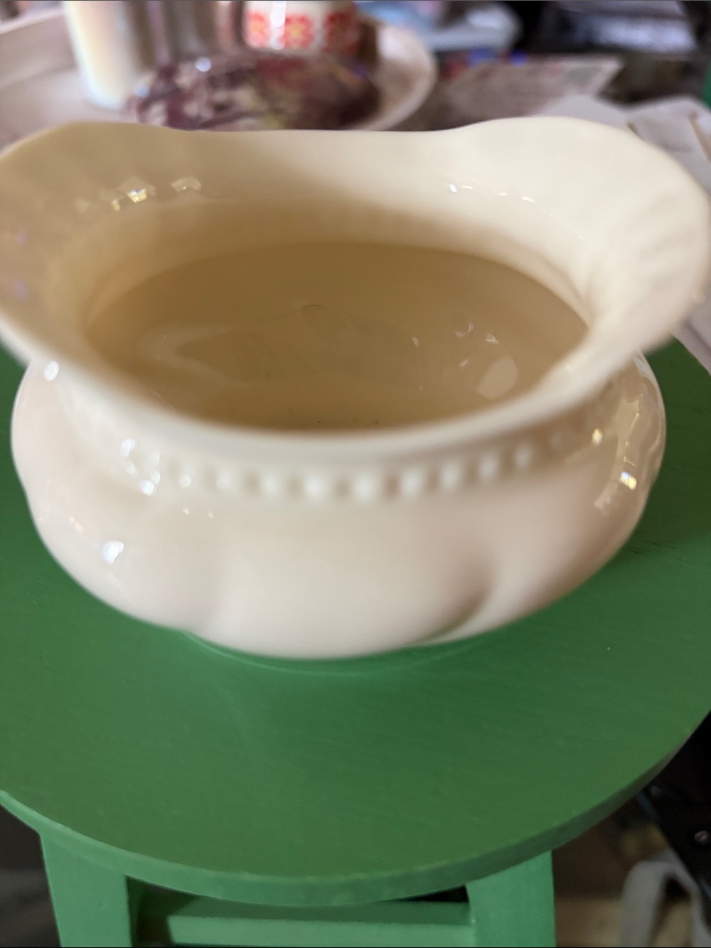 Lenox Vintage colonial collection bone china Ivory sugar bowl stamp on bottom.
